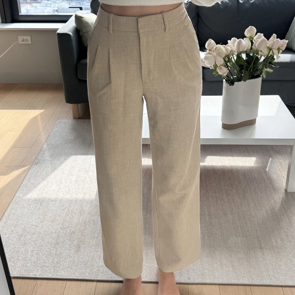Aritzia Straight-Leg Pants in Light Beige